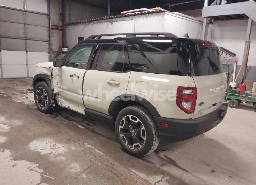 Photo 3 of 2024 Ford Bronco SPORT OUTER BANKS (VIN 3FMCR9C68RRE76285)
