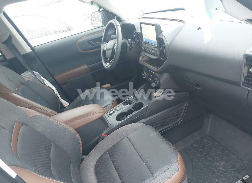 Photo 5 of 2021 Ford Bronco SPORT OUTER BANKS (VIN 3FMCR9C69MRB17116)