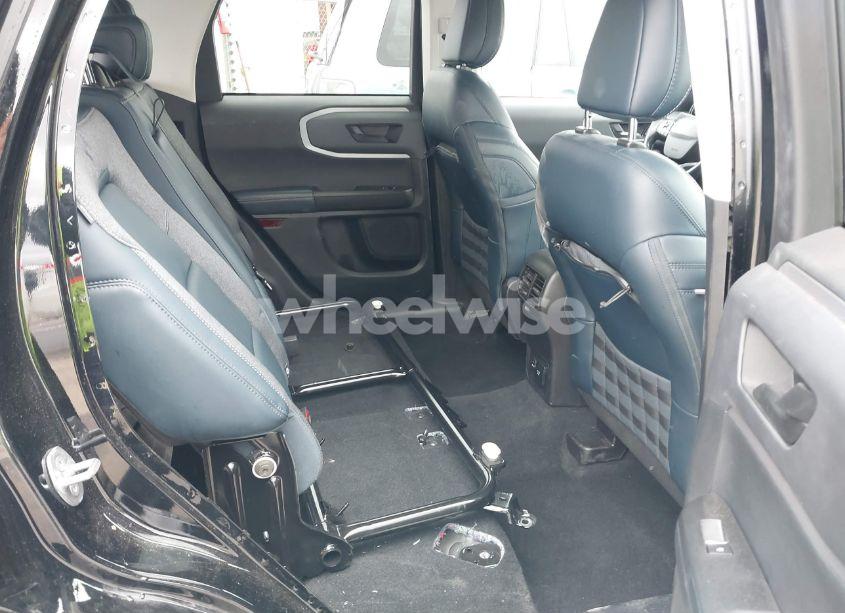 Photo 8 of 2022 Ford Bronco SPORT OUTER BANKS (VIN 3FMCR9C69NRD85794)