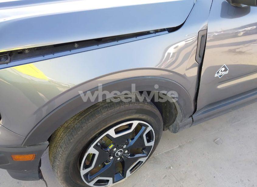 Photo 18 of 2024 Ford Bronco SPORT OUTER BANKS (VIN 3FMCR9C69RRE76392)