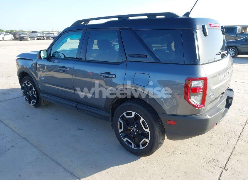 Photo 3 of 2024 Ford Bronco SPORT OUTER BANKS (VIN 3FMCR9C69RRE76392)