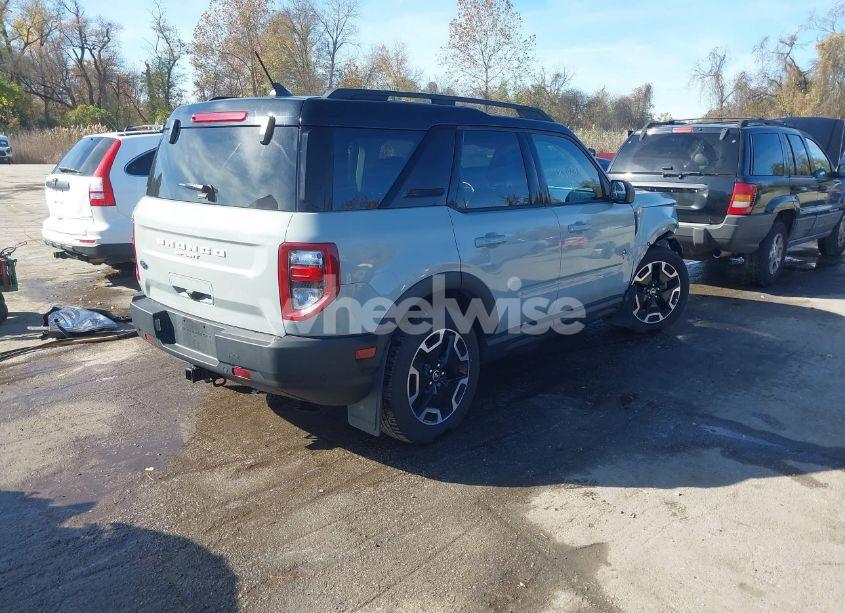 Photo 4 of 2021 Ford Bronco SPORT OUTER BANKS (VIN 3FMCR9C6XMRA07370)