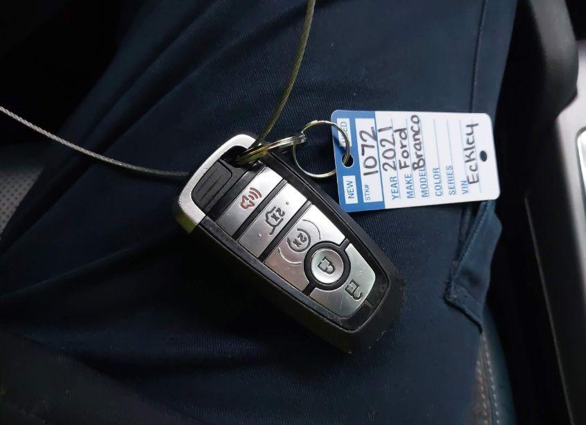 Photo 11 of 2021 Ford Bronco SPORT OUTER BANKS (VIN 3FMCR9C6XMRA46878)