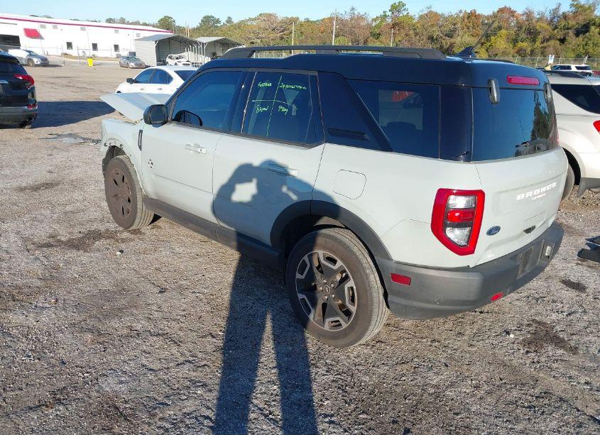 Photo 3 of 2021 Ford Bronco SPORT OUTER BANKS (VIN 3FMCR9C6XMRB05282)