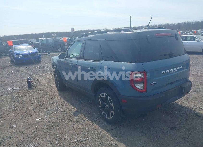 Photo 3 of 2022 Ford Bronco SPORT OUTER BANKS (VIN 3FMCR9C6XNRD68888)