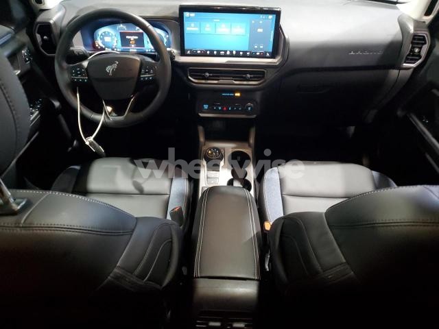 Photo 7 of 2025 FORD BRONCO SPORT OUTER BANKS (VIN 3FMCR9CN2SRE26012)