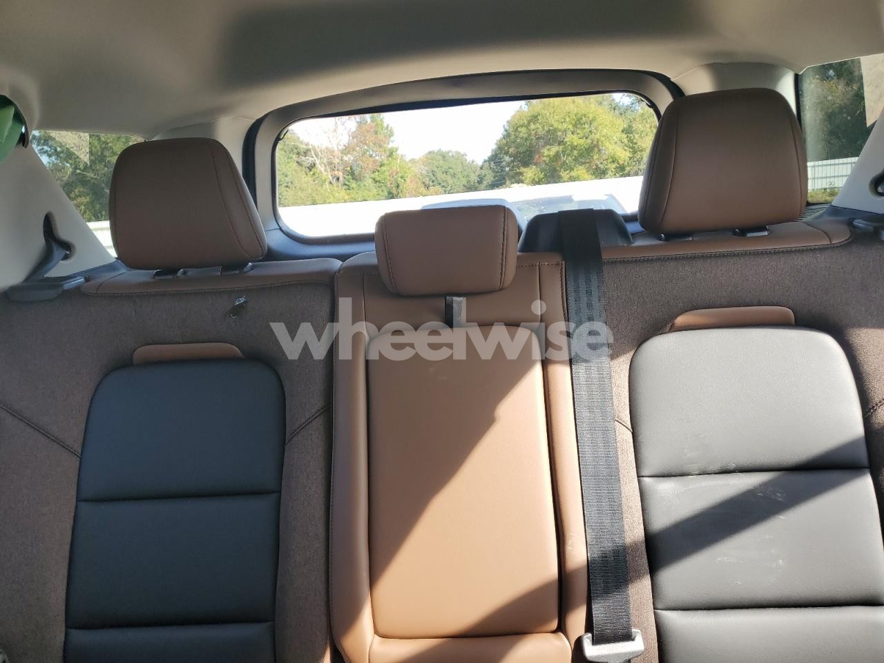 Photo 10 of 2025 FORD BRONCO SPORT OUTER BANKS (VIN 3FMCR9CN3SRE85358)