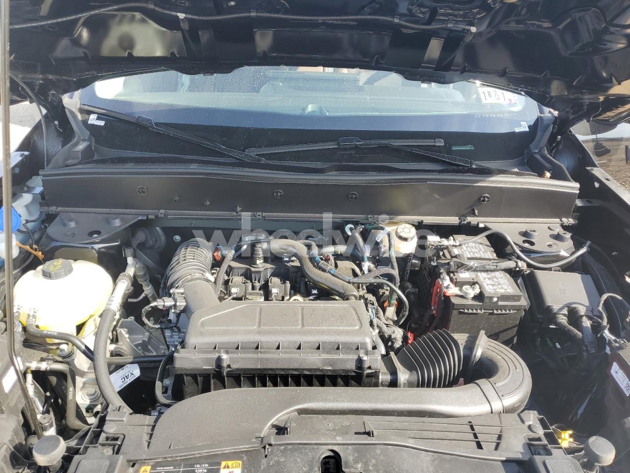 Photo 12 of 2025 FORD BRONCO SPORT OUTER BANKS (VIN 3FMCR9CN3SRE85358)