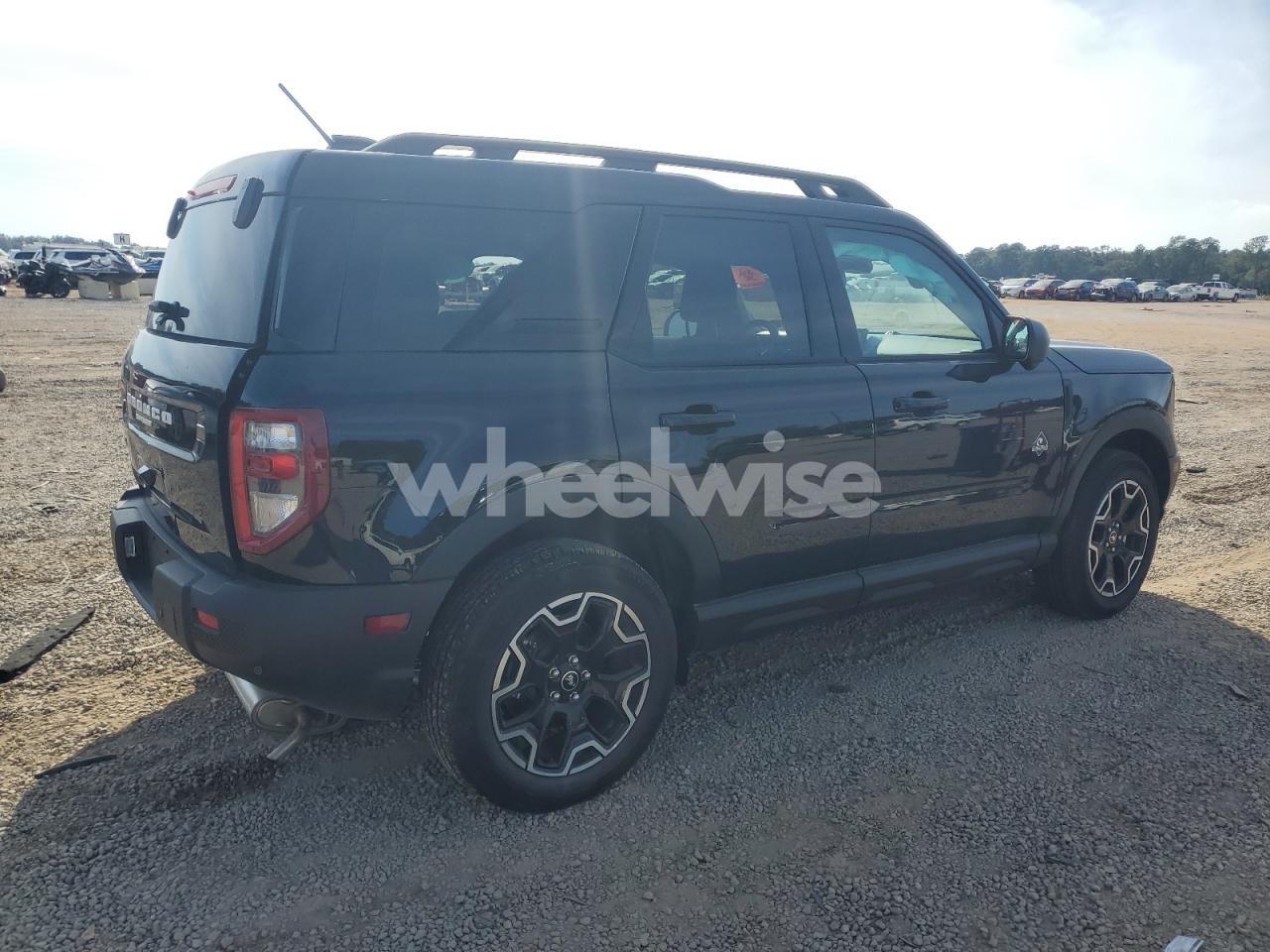 Photo 3 of 2025 FORD BRONCO SPORT OUTER BANKS (VIN 3FMCR9CN3SRE85358)