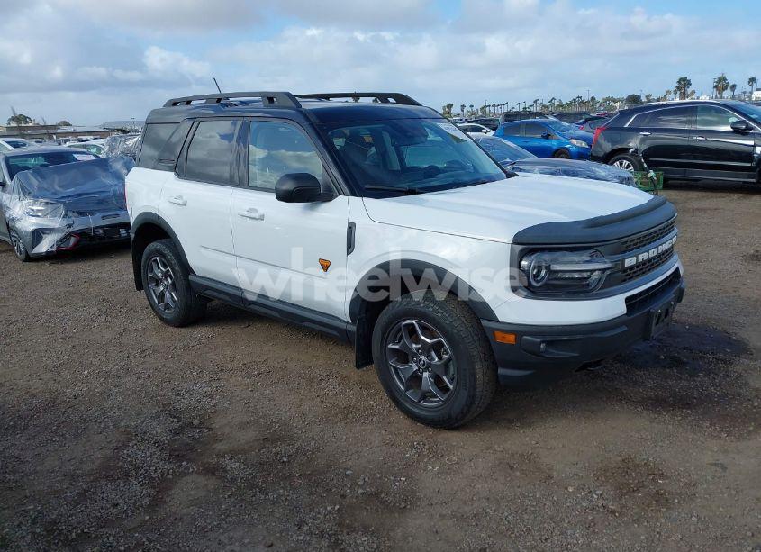 2023 Ford Bronco SPORT BADLANDS (VIN 3FMCR9D90PRD99157) main photo