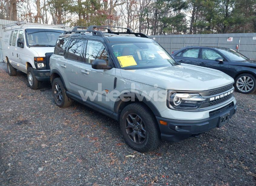 2021 Ford Bronco SPORT BADLANDS (VIN 3FMCR9D92MRA77048) main photo
