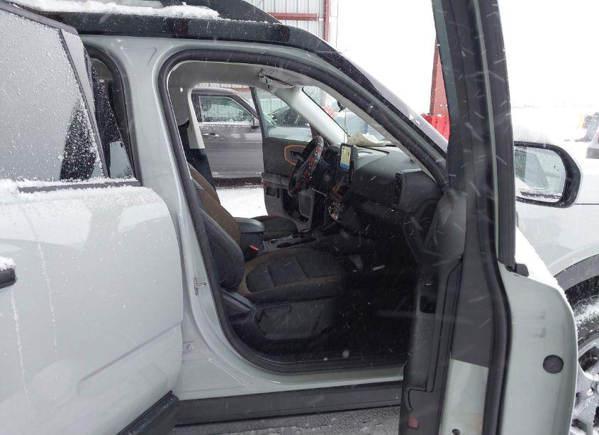 Photo 5 of 2022 Ford Bronco SPORT BADLANDS (VIN 3FMCR9D92NRE10365)