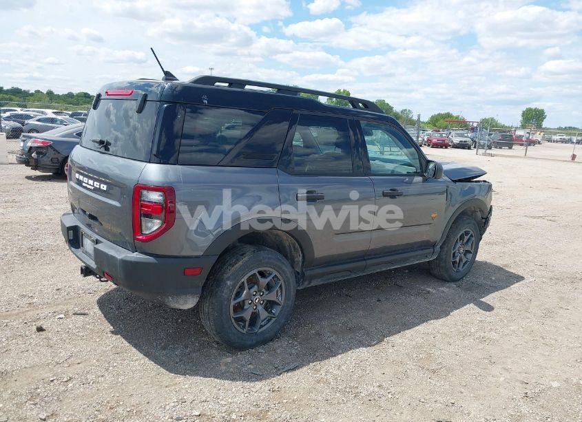 Photo 4 of 2021 Ford Bronco SPORT BADLANDS (VIN 3FMCR9D93MRA58427)