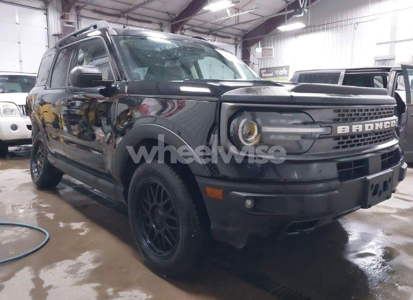 2022 Ford Bronco SPORT BADLANDS (VIN 3FMCR9D93NRD82219) main photo