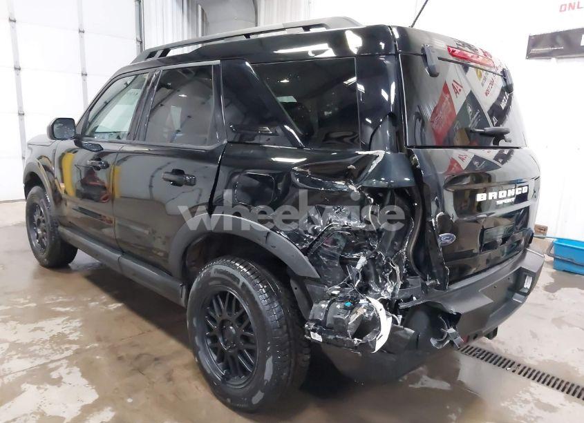 Photo 3 of 2022 Ford Bronco SPORT BADLANDS (VIN 3FMCR9D93NRD82219)