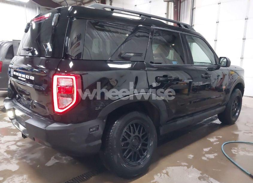 Photo 4 of 2022 Ford Bronco SPORT BADLANDS (VIN 3FMCR9D93NRD82219)