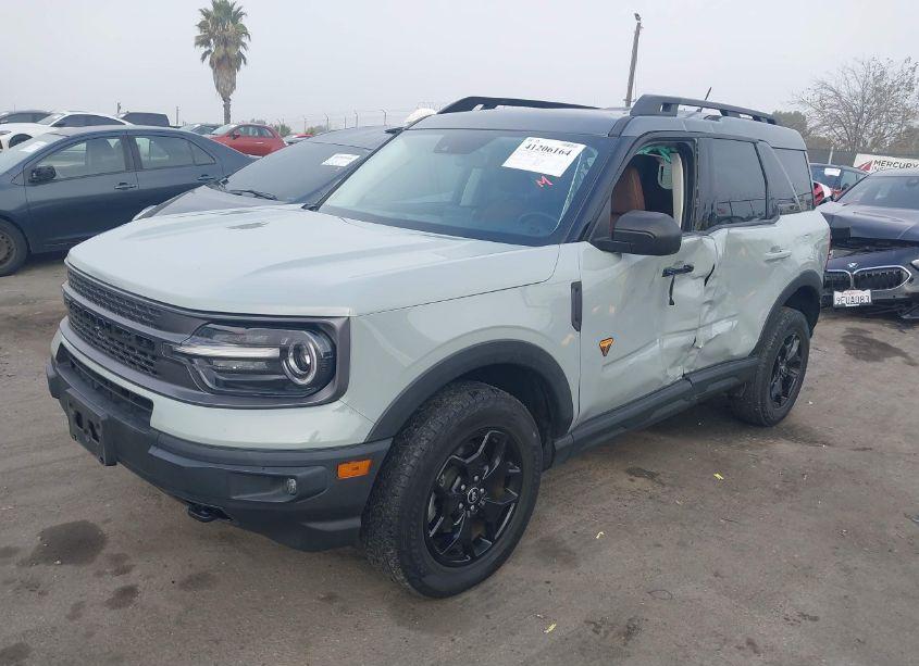 Photo 2 of 2022 Ford Bronco SPORT BADLANDS (VIN 3FMCR9D94NRD44918)