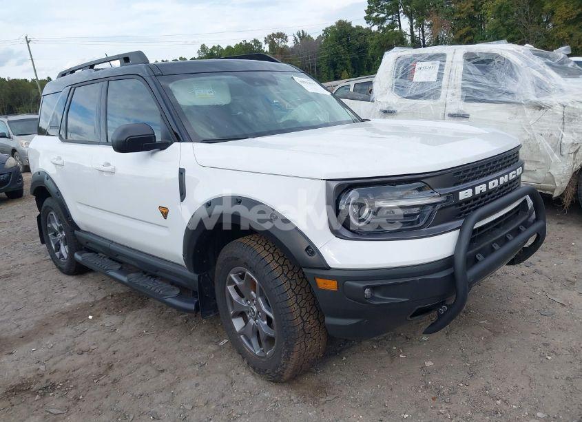 2023 Ford Bronco SPORT BADLANDS (VIN 3FMCR9D94PRE13352) main photo