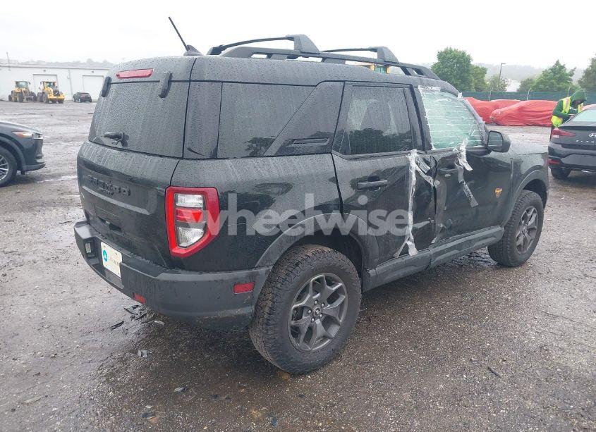 Photo 4 of 2021 Ford Bronco SPORT BADLANDS (VIN 3FMCR9D95MRB36240)