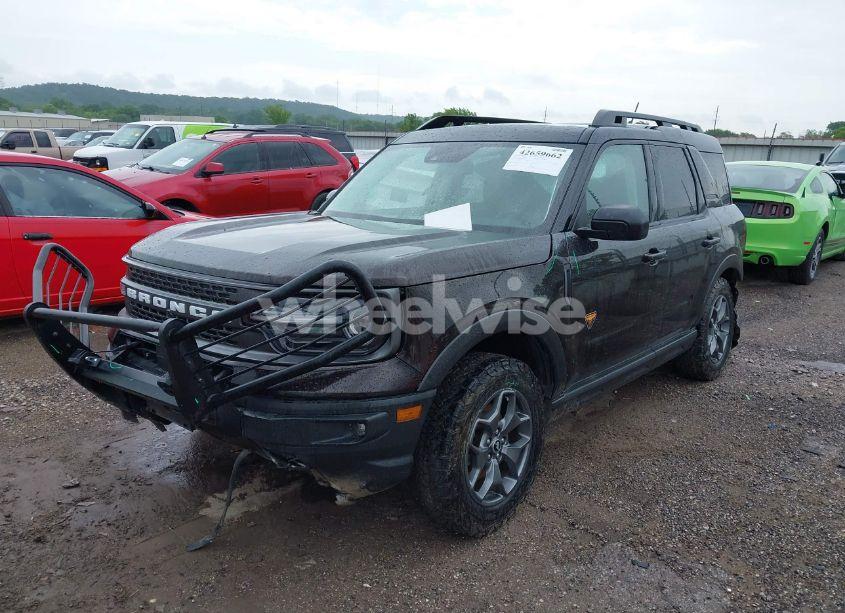 Photo 2 of 2021 Ford Bronco SPORT BADLANDS (VIN 3FMCR9D96MRA23090)