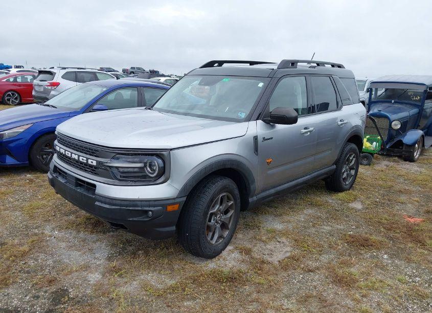 Photo 2 of 2021 Ford Bronco SPORT BADLANDS (VIN 3FMCR9D97MRA07870)