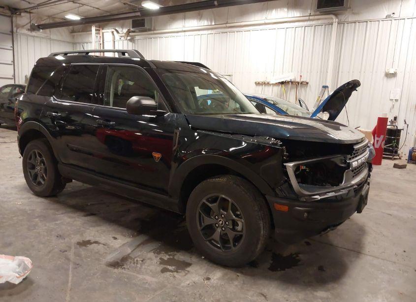 2021 Ford Bronco SPORT BADLANDS (VIN 3FMCR9D97MRB06589) main photo