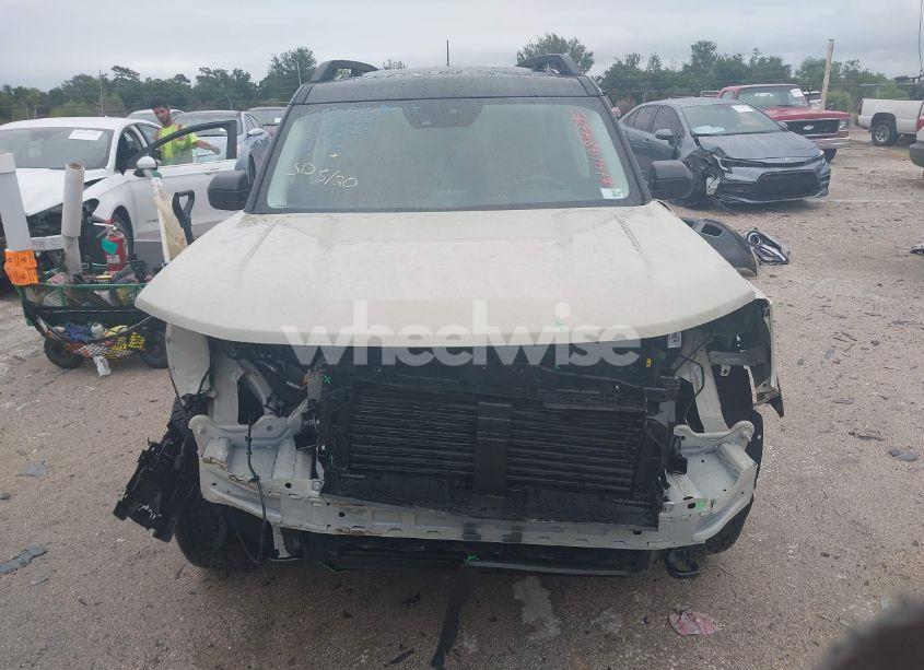 Photo 13 of 2024 Ford Bronco SPORT BADLANDS (VIN 3FMCR9D98RRF69087)