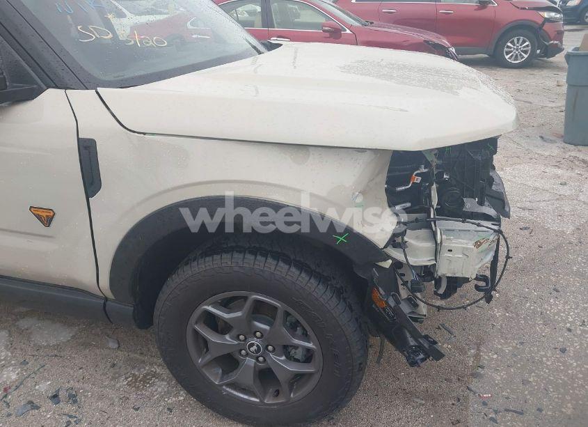 Photo 20 of 2024 Ford Bronco SPORT BADLANDS (VIN 3FMCR9D98RRF69087)