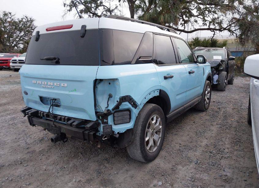 Photo 4 of 2023 Ford Bronco SPORT HERITAGE (VIN 3FMCR9G61PRD24940)