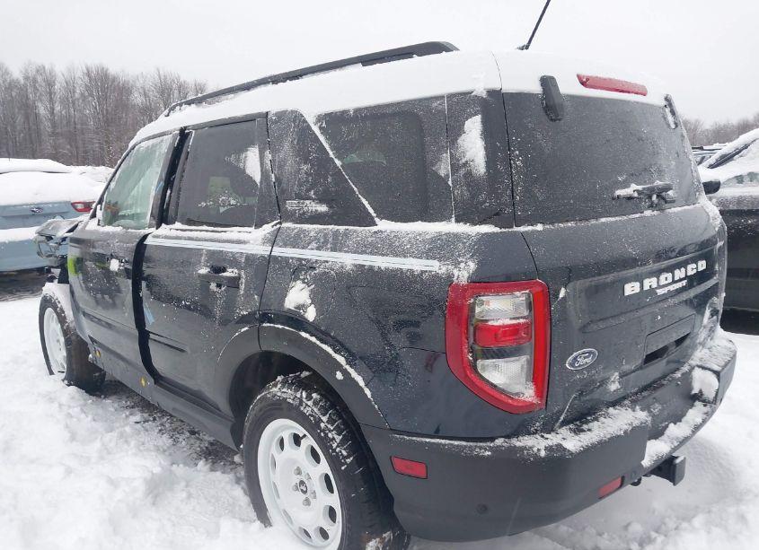 Photo 3 of 2023 Ford Bronco SPORT HERITAGE (VIN 3FMCR9G64PRD15875)