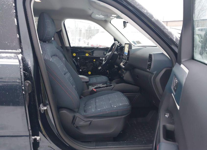 Photo 5 of 2023 Ford Bronco SPORT HERITAGE (VIN 3FMCR9G64PRD15875)