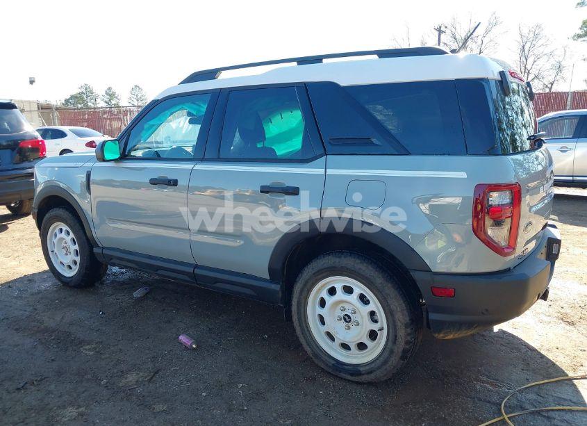 Photo 3 of 2024 Ford Bronco SPORT HERITAGE (VIN 3FMCR9G67RRF09870)
