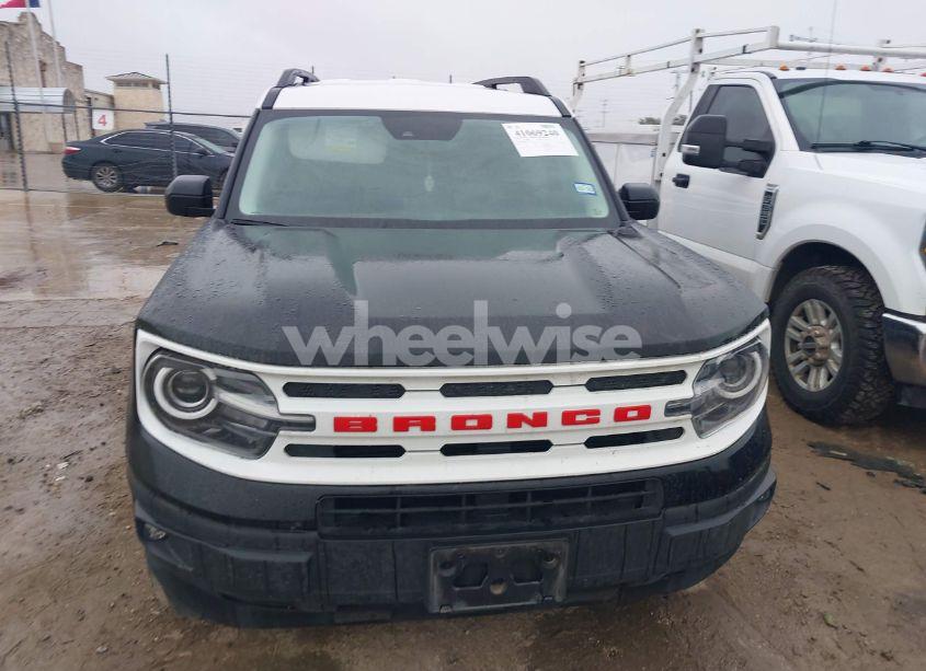 Photo 13 of 2023 Ford Bronco SPORT HERITAGE (VIN 3FMCR9G69PRD07111)