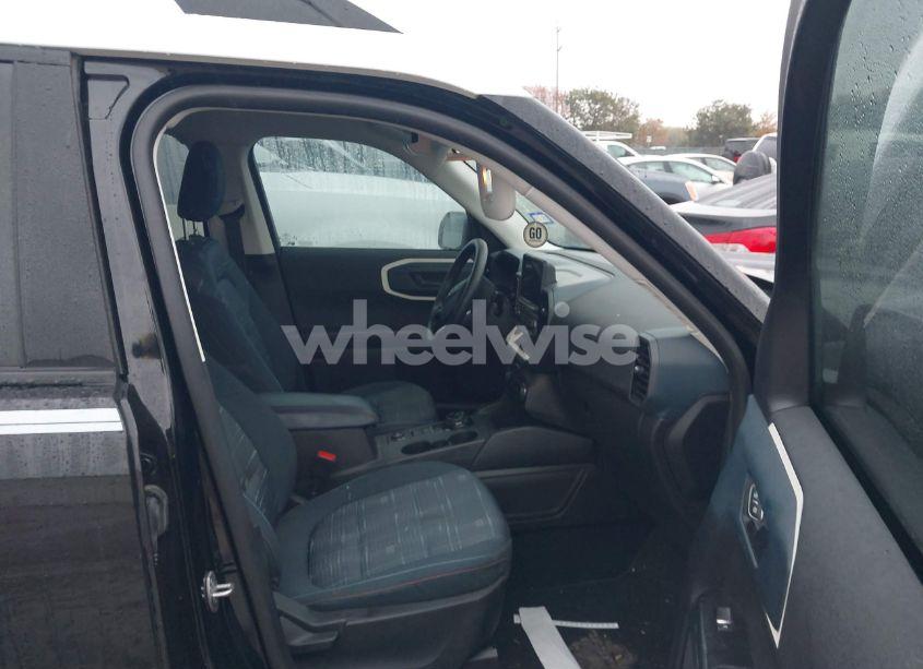 Photo 5 of 2023 Ford Bronco SPORT HERITAGE (VIN 3FMCR9G69PRD07111)