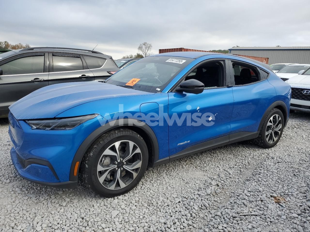 2025 FORD MUSTANG MACH-E SELECT (VIN 3FMTK1R46SMA15116) main photo