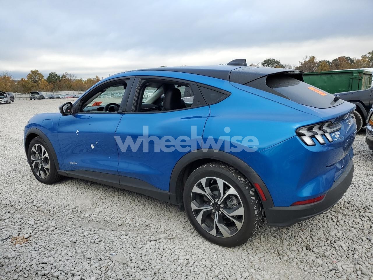 Photo 2 of 2025 FORD MUSTANG MACH-E SELECT (VIN 3FMTK1R46SMA15116)