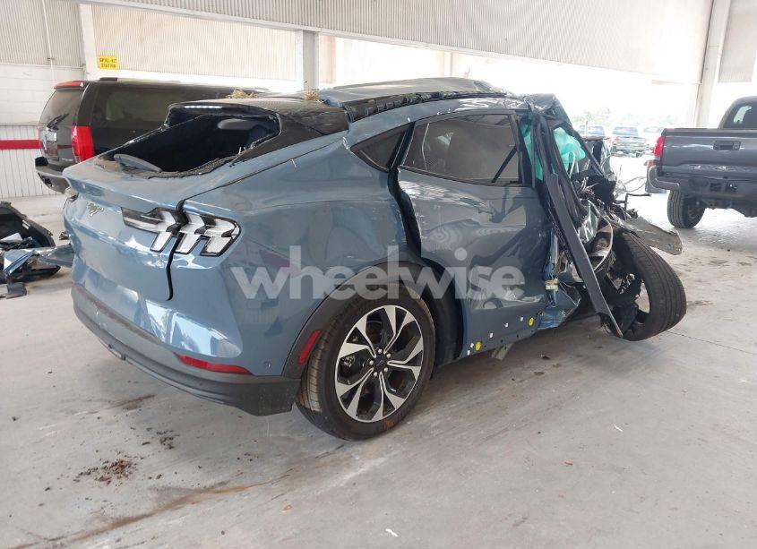 Photo 4 of 2024 Ford Mustang MACH-E SELECT (VIN 3FMTK1R47RMA27687)