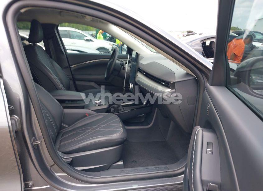 Photo 5 of 2023 Ford Mustang MACH-E SELECT (VIN 3FMTK1R48PMA76491)