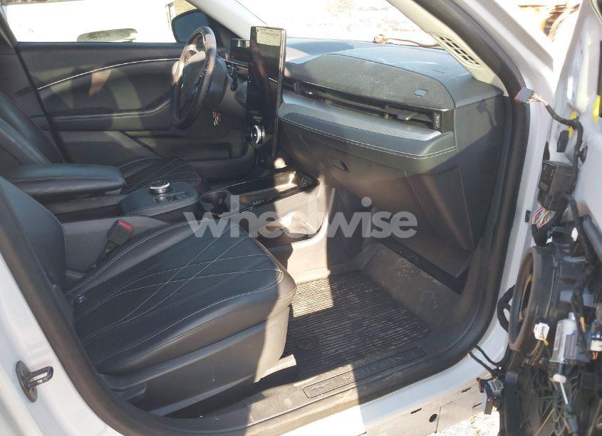 Photo 5 of 2022 Ford Mustang MACH-E SELECT (VIN 3FMTK1RM2NMA03551)
