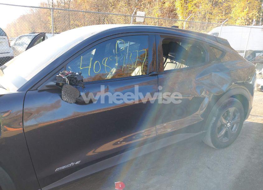 Photo 6 of 2021 Ford Mustang MACH-E SELECT (VIN 3FMTK1RM3MMA65264)