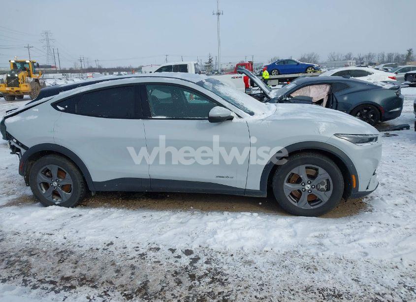 Photo 14 of 2022 Ford Mustang MACH-E SELECT (VIN 3FMTK1RM4NMA13627)