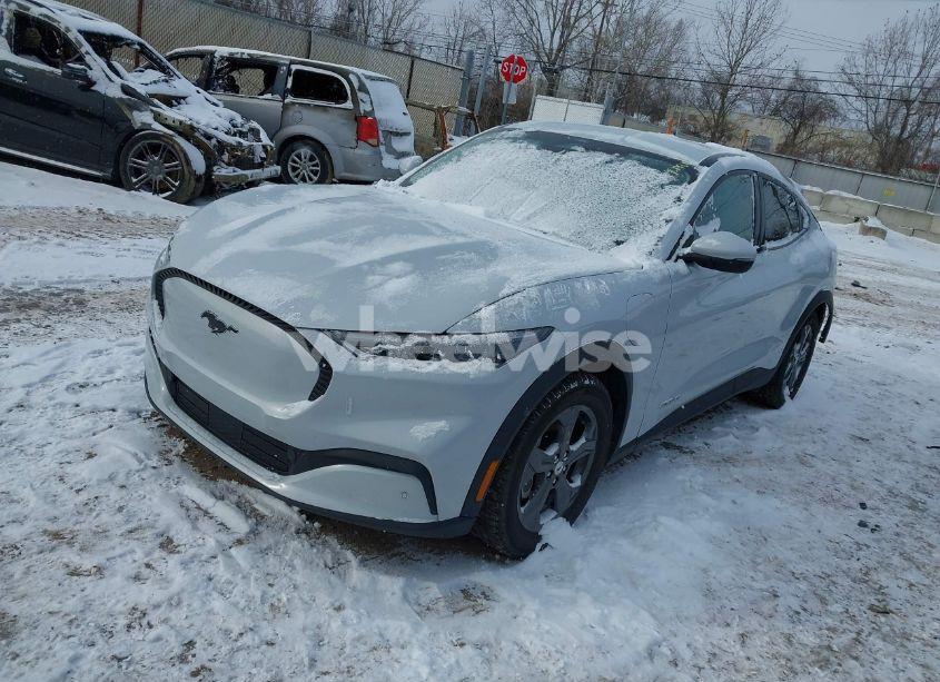 Photo 2 of 2022 Ford Mustang MACH-E SELECT (VIN 3FMTK1RM4NMA13627)