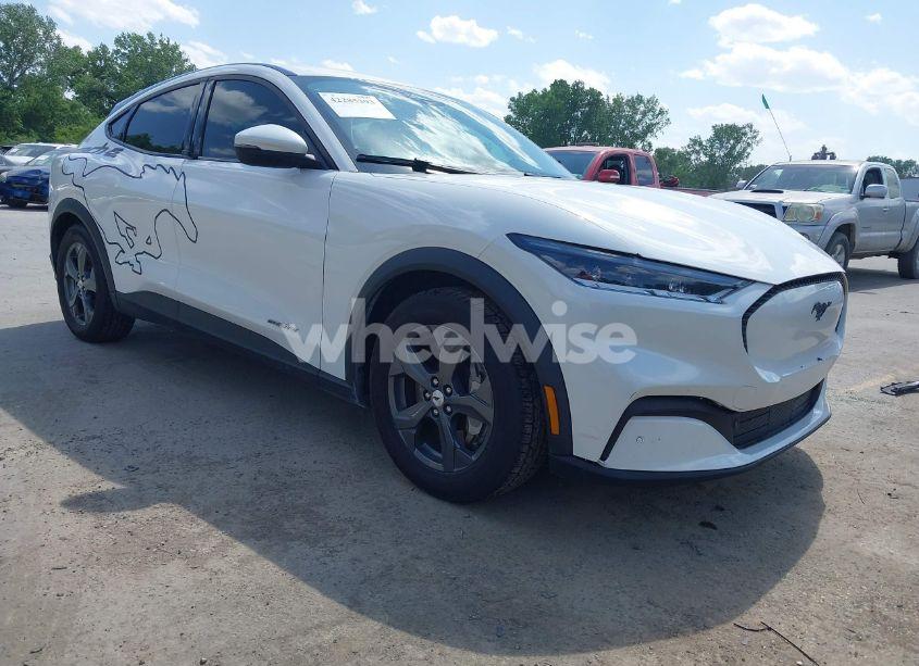 2021 Ford Mustang MACH-E SELECT (VIN 3FMTK1RM5MMA09245) main photo