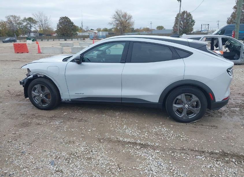 Photo 14 of 2023 Ford Mustang MACH-E SELECT (VIN 3FMTK1RM6PMA17729)