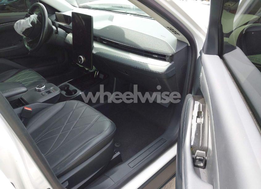 Photo 5 of 2022 Ford Mustang MACH-E SELECT (VIN 3FMTK1RM9NMA28589)