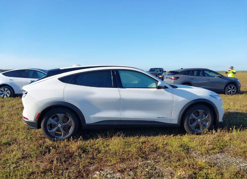 Photo 13 of 2022 Ford Mustang MACH-E SELECT (VIN 3FMTK1RM9NMA39592)