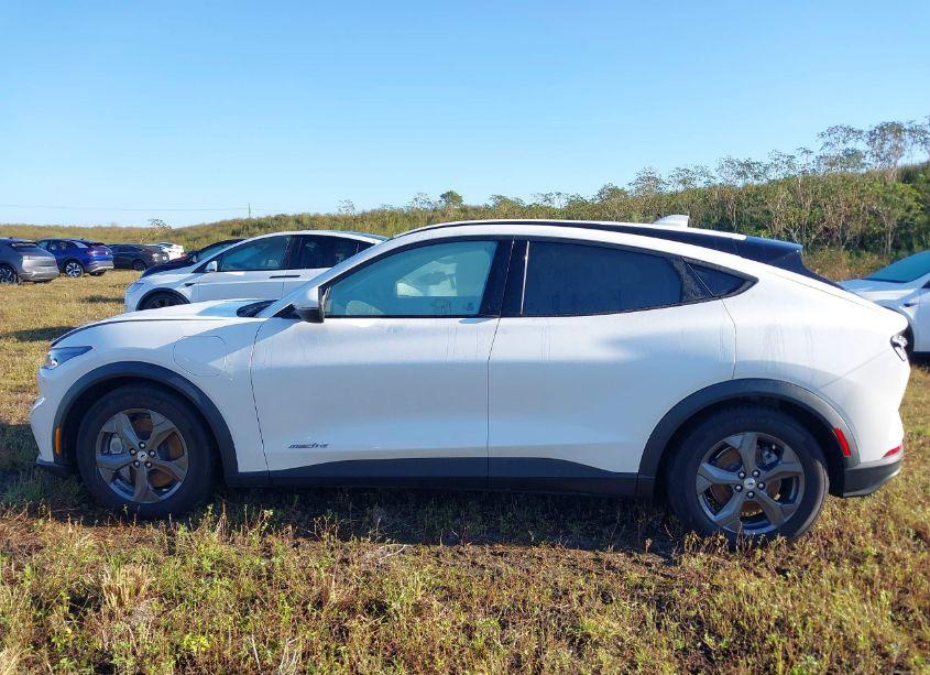 Photo 14 of 2022 Ford Mustang MACH-E SELECT (VIN 3FMTK1RM9NMA39592)