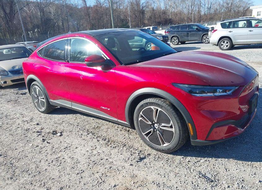 2021 Ford Mustang MACH-E SELECT (VIN 3FMTK1RMXMMA01416) main photo