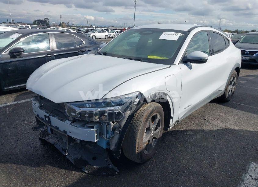 Photo 2 of 2022 Ford Mustang MACH-E SELECT (VIN 3FMTK1SS2NMA18639)