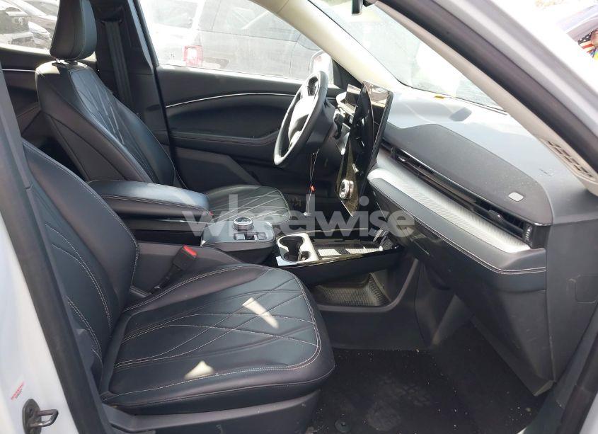 Photo 5 of 2022 Ford Mustang MACH-E SELECT (VIN 3FMTK1SS2NMA18639)